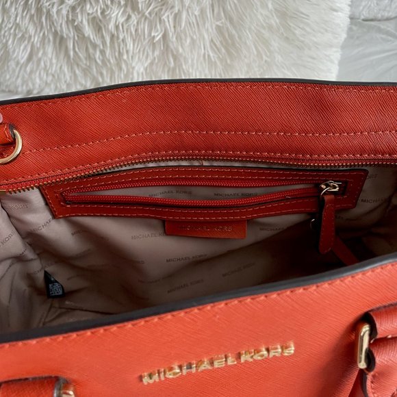 Michael Kors Selma – Medium satchel - Picture 6 of 6